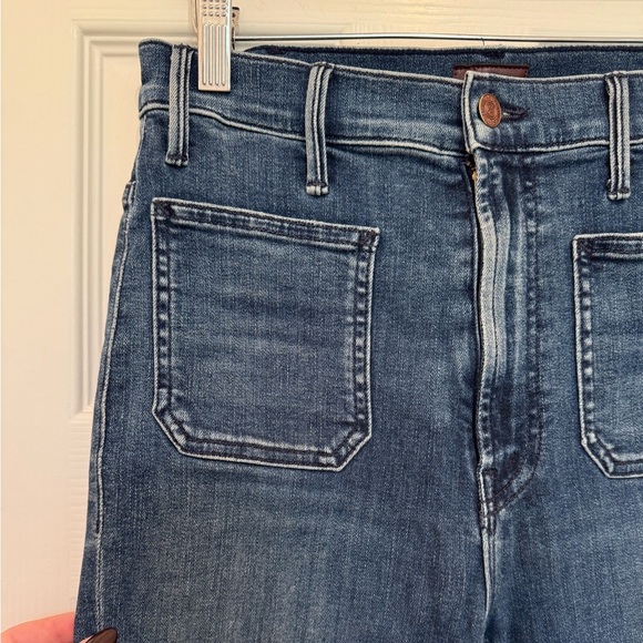 A1. MOTHER Hustler Patch Pocket Ankle Fray, Out for the Evening Blue Jeans - Picture 5 of 9